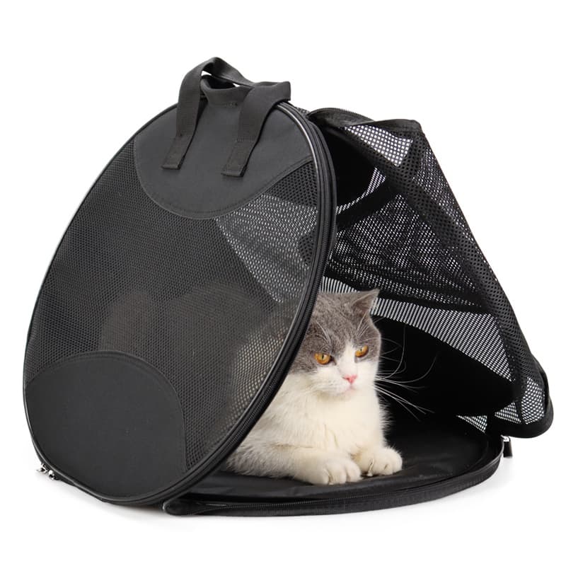 猫グッズ ねこさんの避難キャリーバッグ